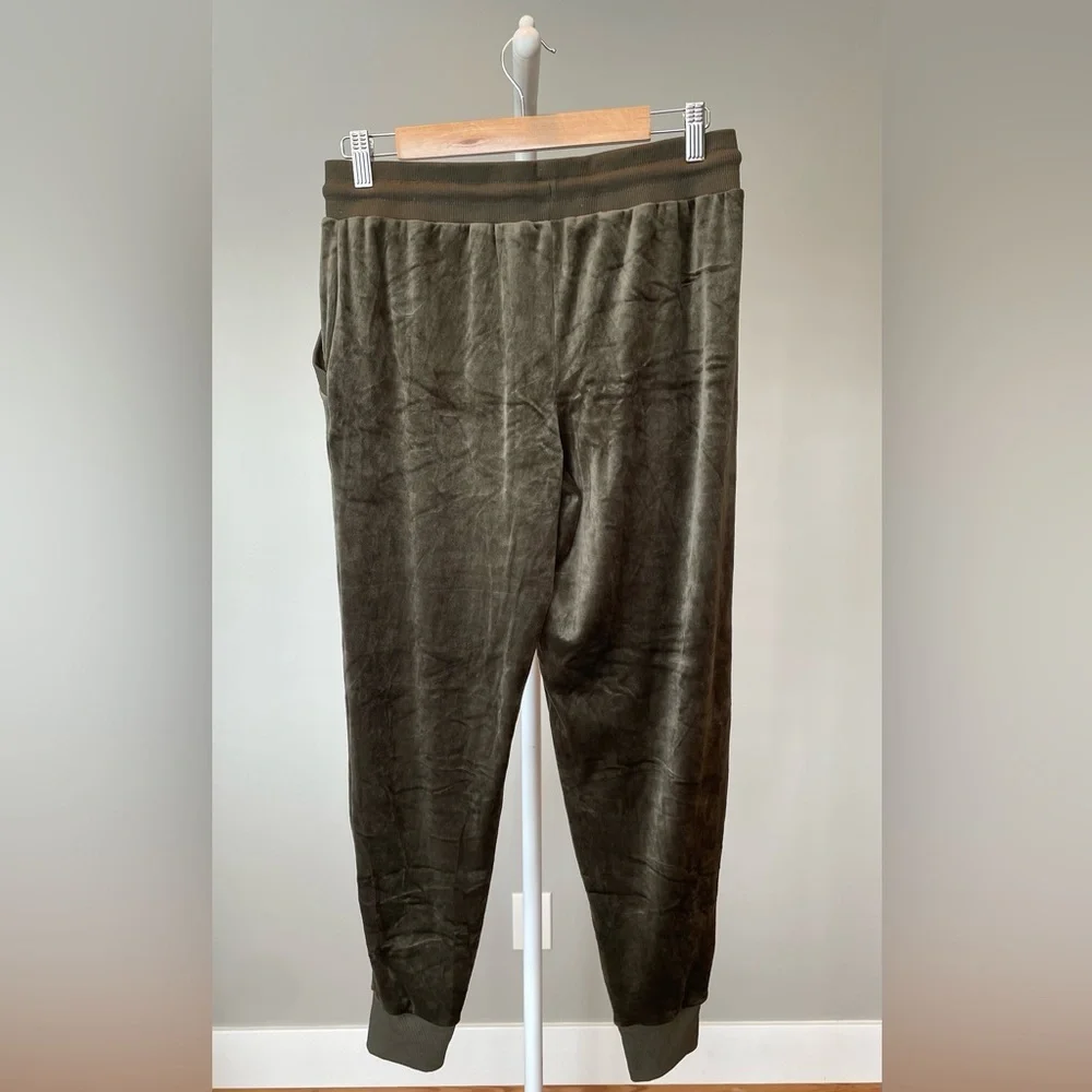 Felina Olive Velour Sweatsuit with Zip-Up Jacket and Jogger Pants - Size Medium - Picture 9 of 9